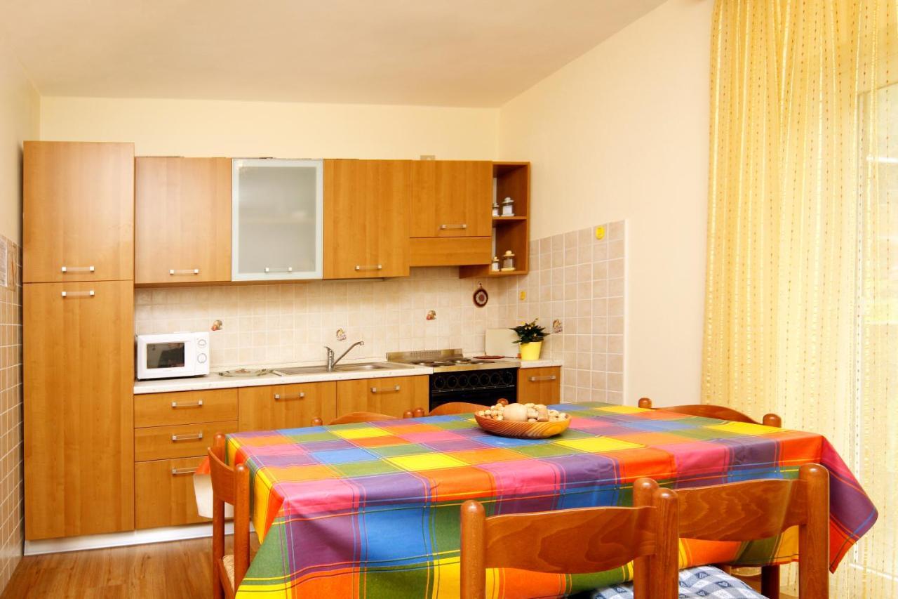 אראבה Appartamenti Lezuo Iris חדר תמונה